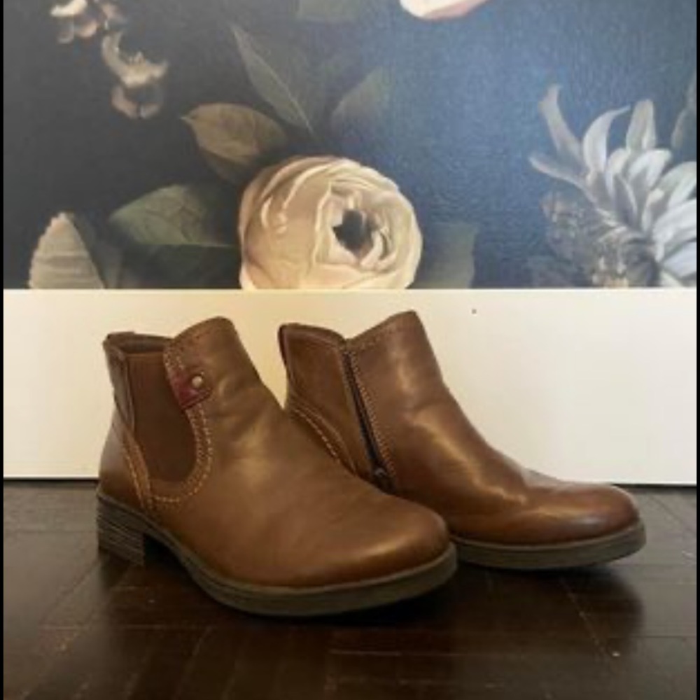 Ladies boot